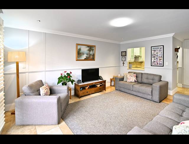 1 BEDROOM APARTMENT FOR SALE IN WATERFALL HILLS MATURE LIFESTYLE ESTATE